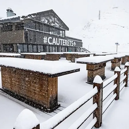 Apartamento Avec Vue Montagne, 3 Chambres, - Fr-1-812-147 *